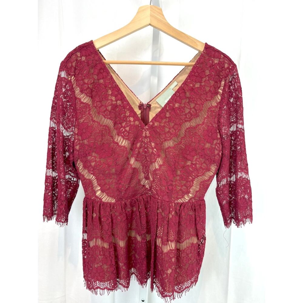 MAEVE  Anthropologie Lace Peplum Illusion Top Size M V Neck 3/4 Sleeve Red